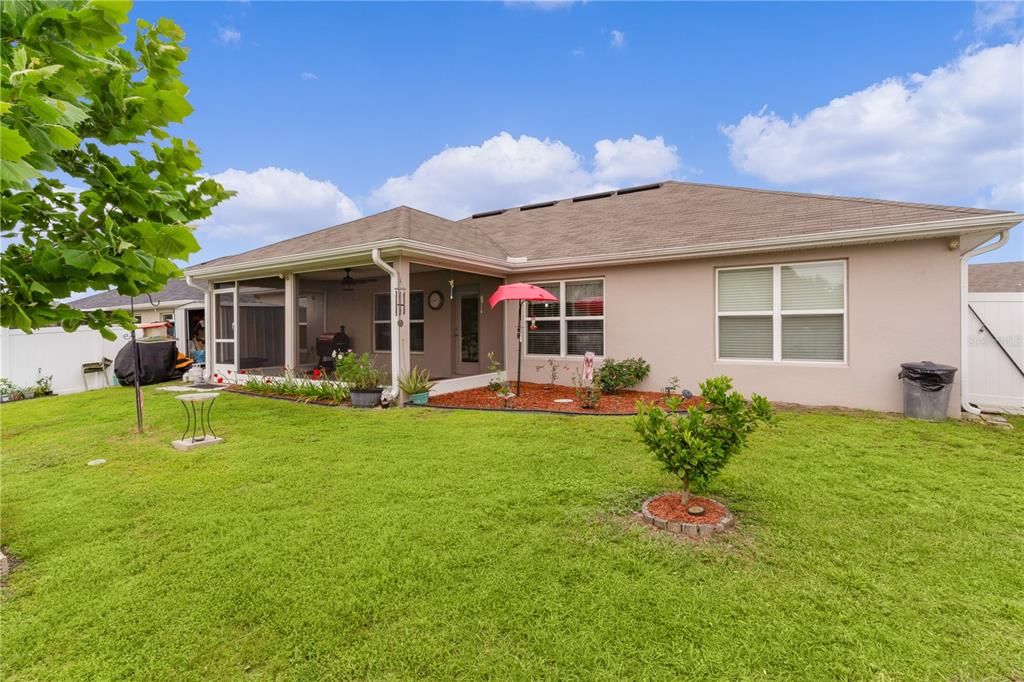 For Sale: $334,900 (4 beds, 2 baths, 1730 Square Feet)