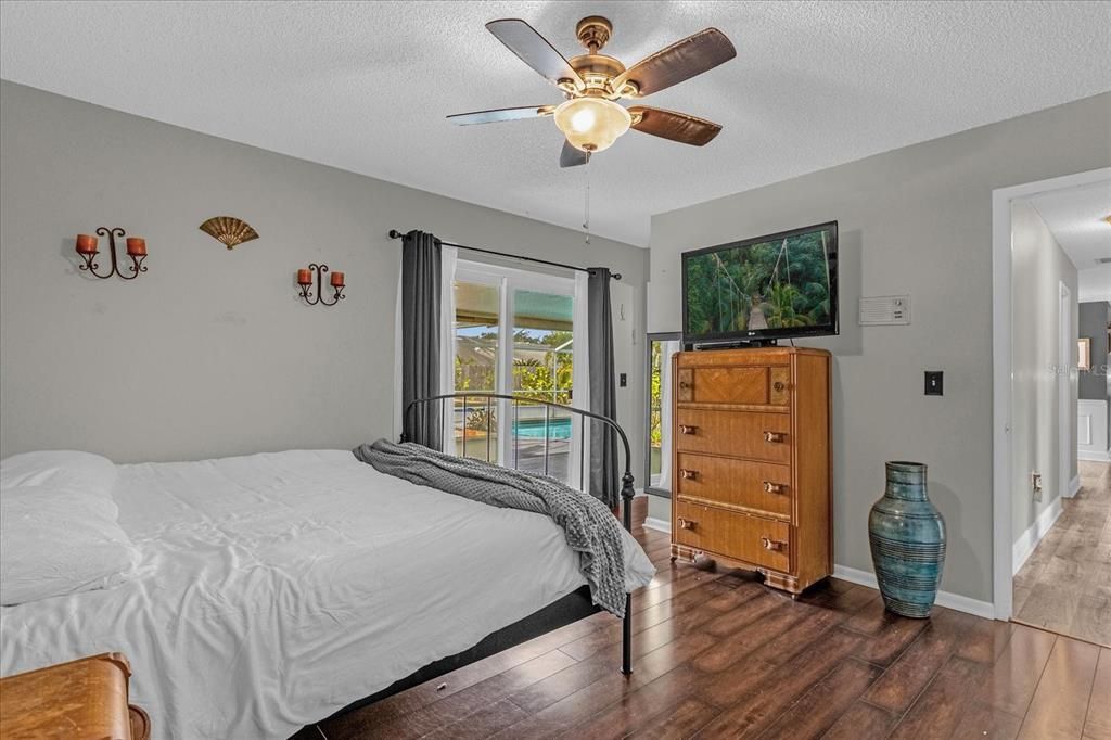 Active With Contract: $439,000 (3 beds, 2 baths, 1796 Square Feet)