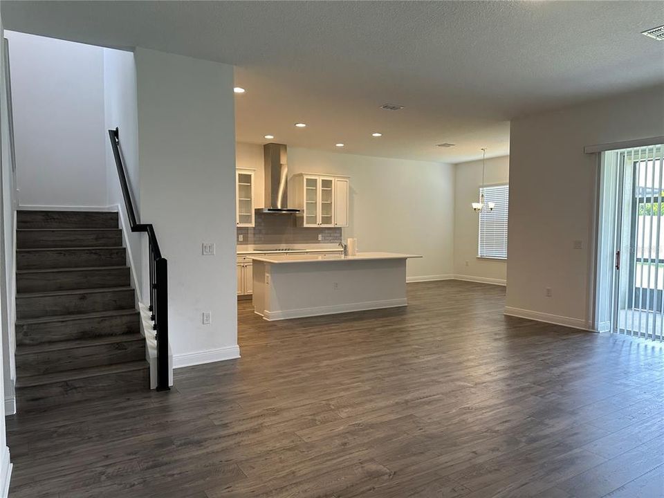 Active With Contract: $4,500 (4 beds, 3 baths, 3502 Square Feet)