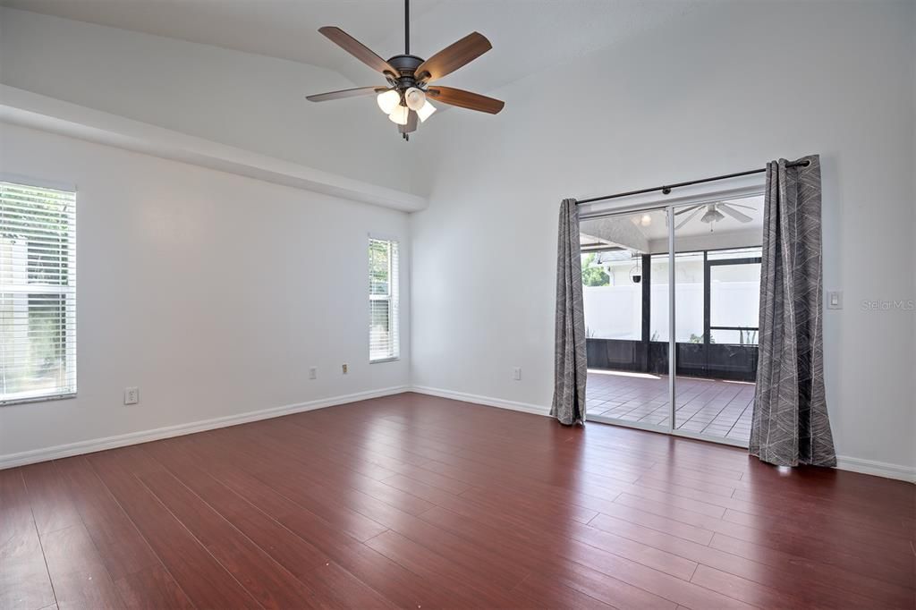 Active With Contract: $415,000 (3 beds, 2 baths, 1477 Square Feet)