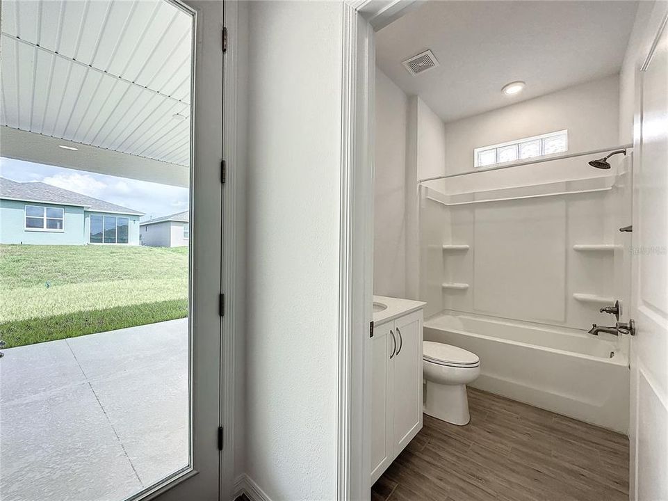 Недавно арендовано: $3,300 (4 спален, 3 ванн, 2645 Квадратных фут)