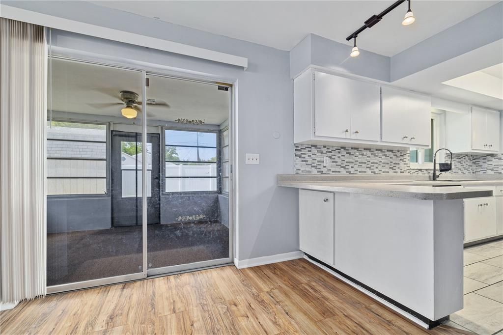 For Sale: $524,900 (3 beds, 2 baths, 1668 Square Feet)