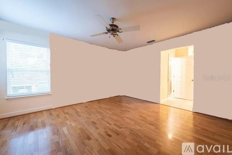 Recently Rented: $2,400 (3 beds, 2 baths, 2255 Square Feet)