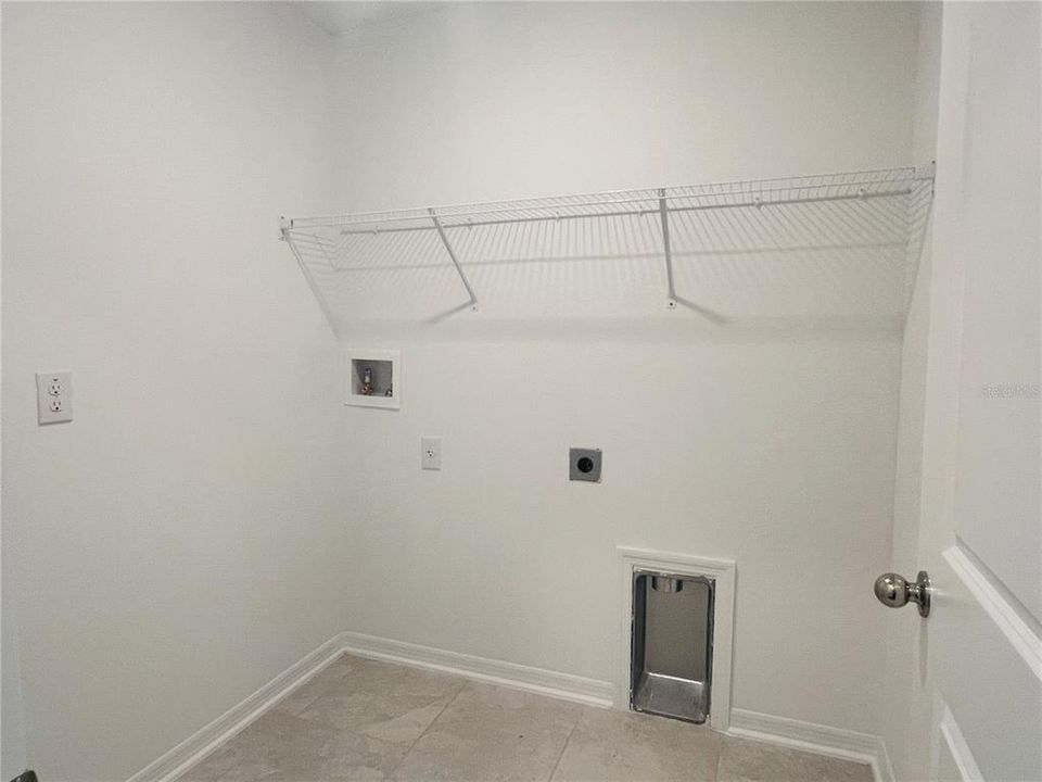 Laudry room (washer and dryer has been installed) - 2nd floor