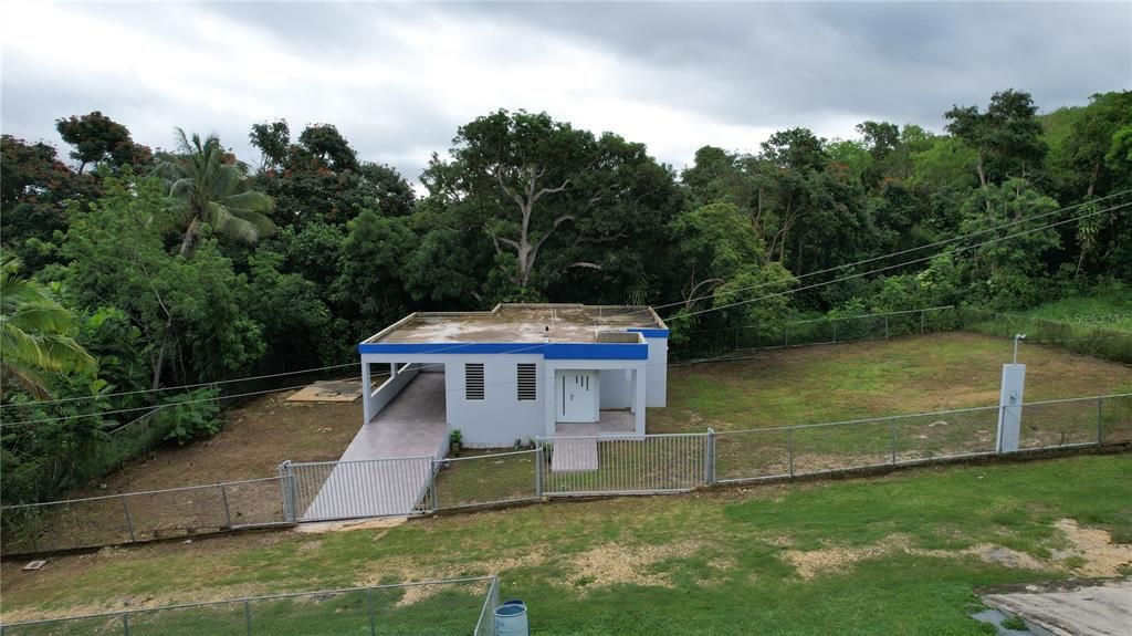 Recently Sold: $215,000 (3 beds, 2 baths, 900 Square Feet)