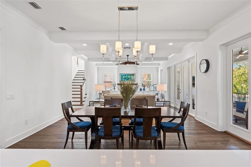 Active With Contract: $2,650,000 (5 beds, 3 baths, 4049 Square Feet)