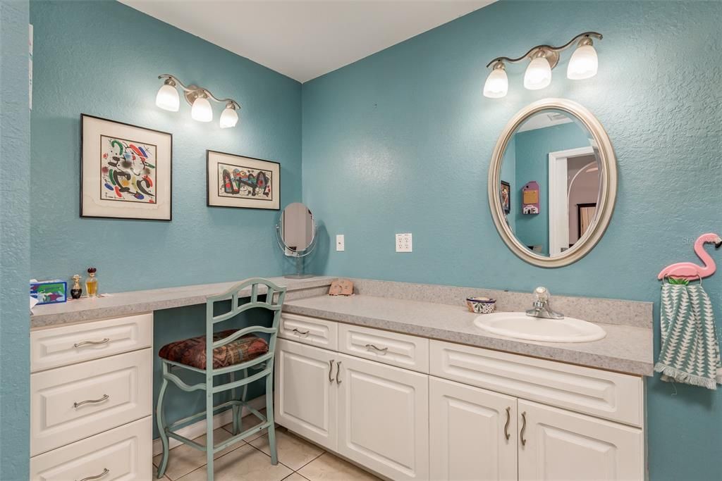 Active With Contract: $425,000 (3 beds, 2 baths, 1415 Square Feet)