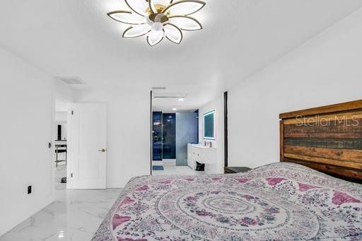 For Sale: $780,000 (3 beds, 2 baths, 1971 Square Feet)