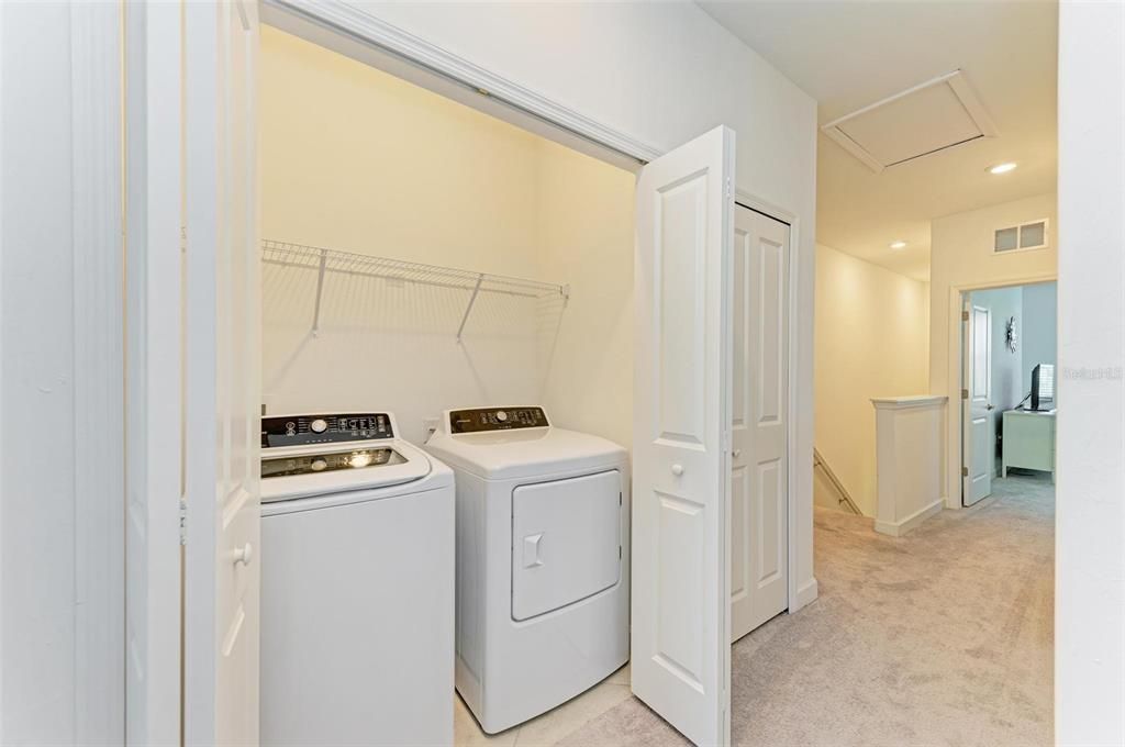 For Sale: $387,000 (3 beds, 2 baths, 1925 Square Feet)