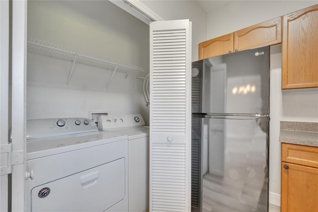 For Sale: $289,987 (2 beds, 2 baths, 1200 Square Feet)