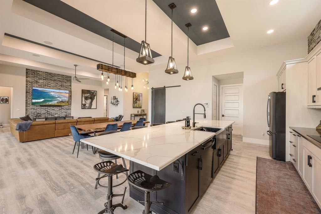 Active With Contract: $1,475,000 (3 beds, 3 baths, 2433 Square Feet)