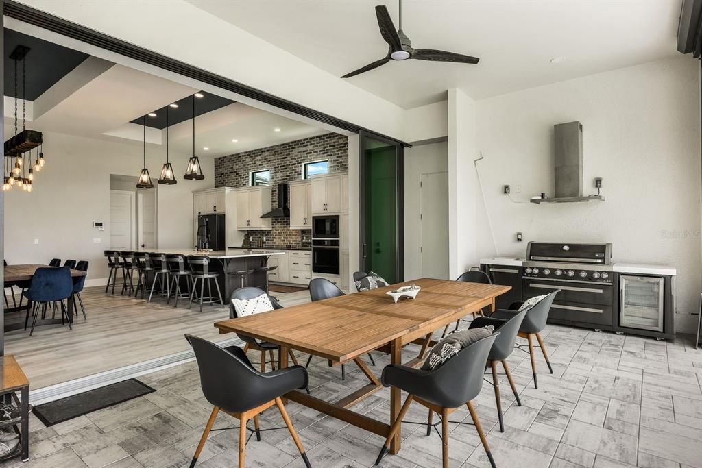 Active With Contract: $1,475,000 (3 beds, 3 baths, 2433 Square Feet)