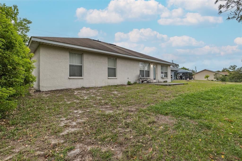 Active With Contract: $269,900 (3 beds, 2 baths, 1627 Square Feet)