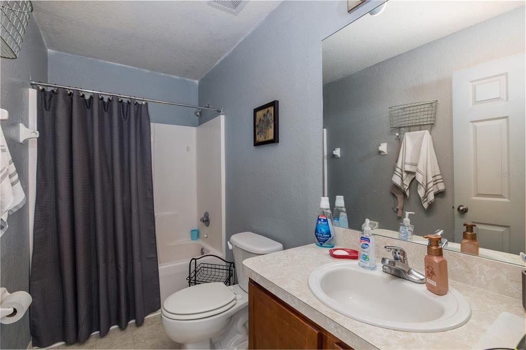 Active With Contract: $269,900 (3 beds, 2 baths, 1627 Square Feet)