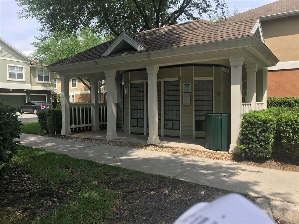 For Sale: $259,000 (2 beds, 2 baths, 1200 Square Feet)