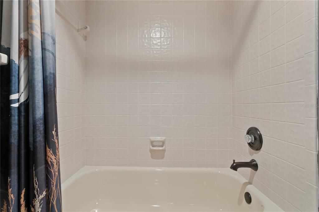 待售: $294,500 (2 贝兹, 2 浴室, 1185 平方英尺)