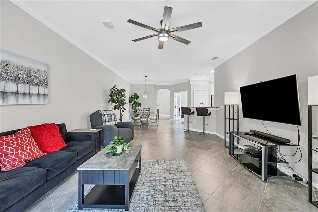 For Sale: $440,000 (2 beds, 2 baths, 1568 Square Feet)