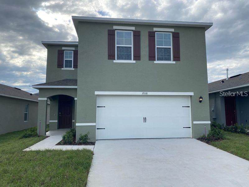 For Rent: $2,150 (4 beds, 2 baths, 2328 Square Feet)