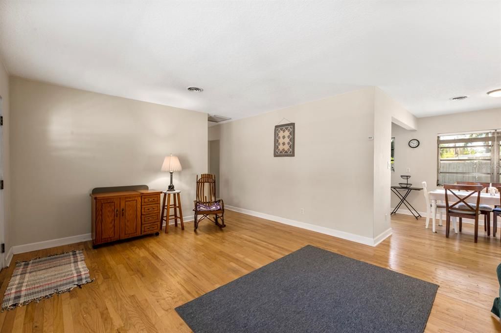 For Sale: $440,000 (3 beds, 2 baths, 1441 Square Feet)