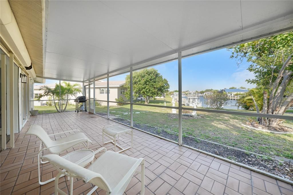For Sale: $569,500 (3 beds, 2 baths, 1480 Square Feet)