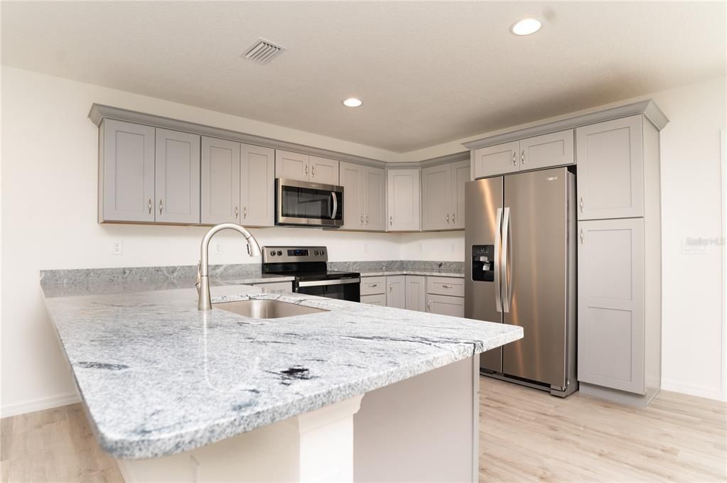Active With Contract: $249,900 (3 beds, 2 baths, 1240 Square Feet)