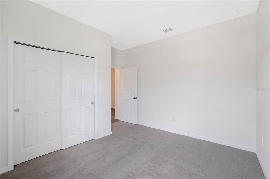 For Sale: $306,190 (3 beds, 2 baths, 1589 Square Feet)