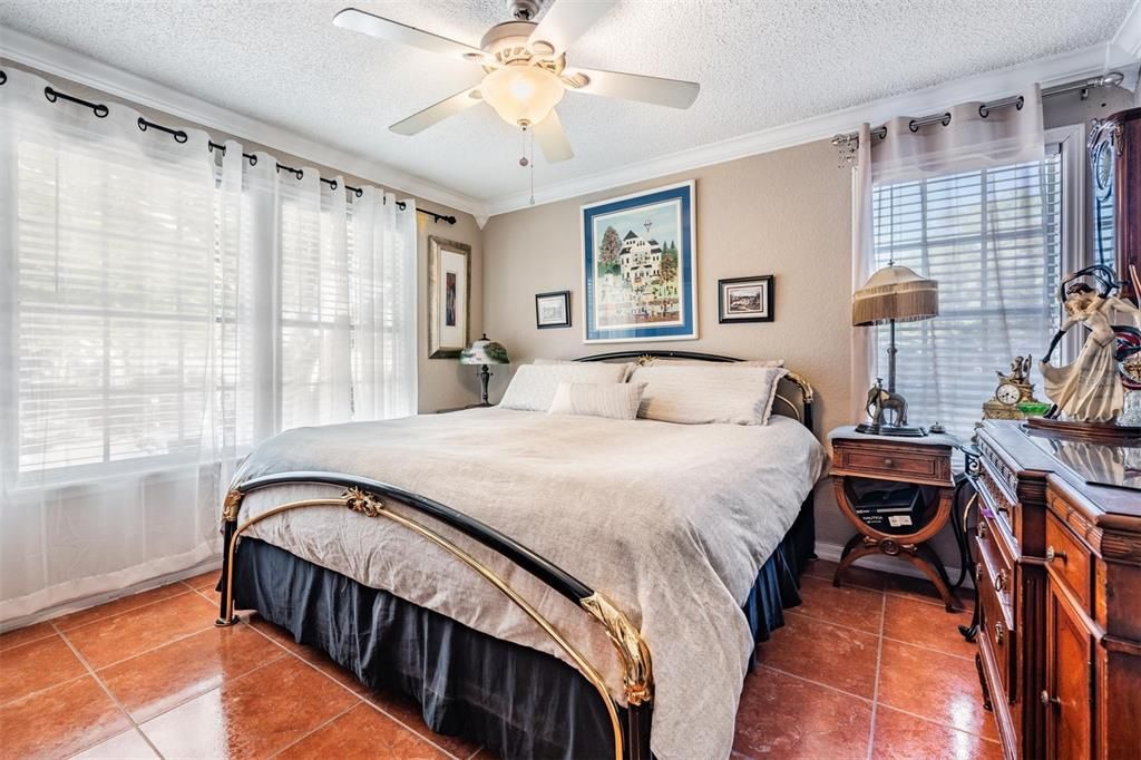 For Sale: $269,000 (2 beds, 2 baths, 1491 Square Feet)