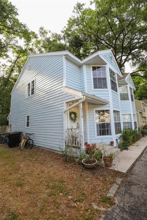 For Sale: $210,000 (2 beds, 1 baths, 1142 Square Feet)