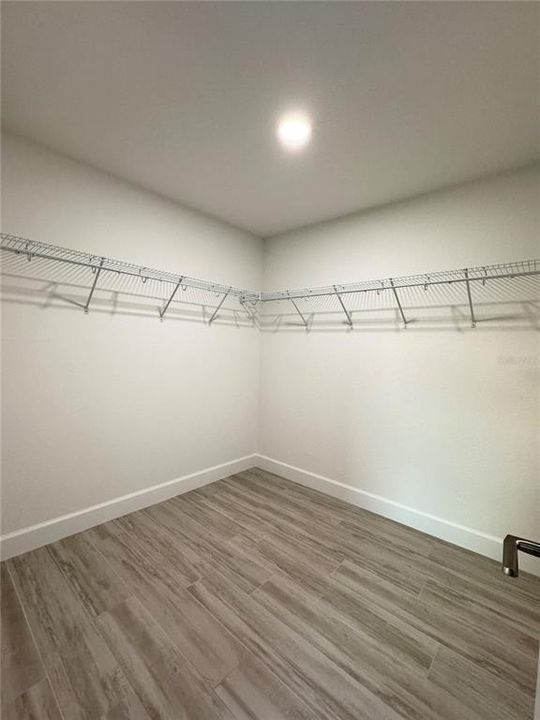 Active With Contract: $475,000 (3 beds, 2 baths, 1685 Square Feet)