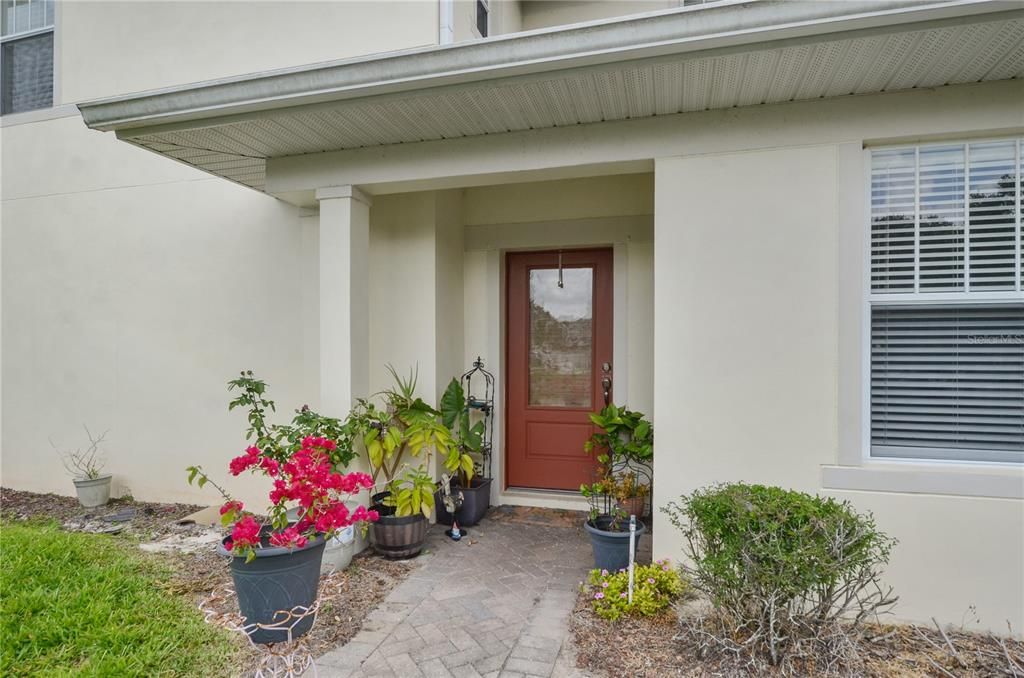 Recently Sold: $350,000 (3 beds, 2 baths, 1703 Square Feet)
