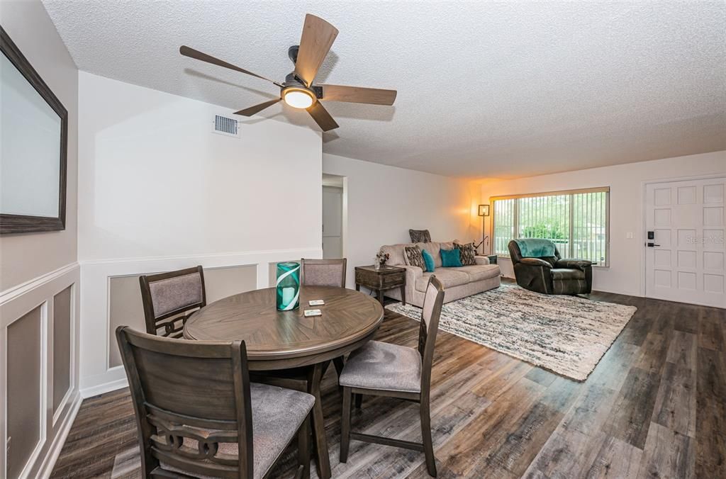 Active With Contract: $234,900 (2 beds, 2 baths, 1100 Square Feet)