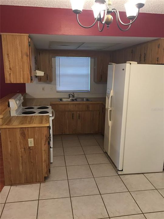 For Rent: $2,550 (3 beds, 2 baths, 1007 Square Feet)