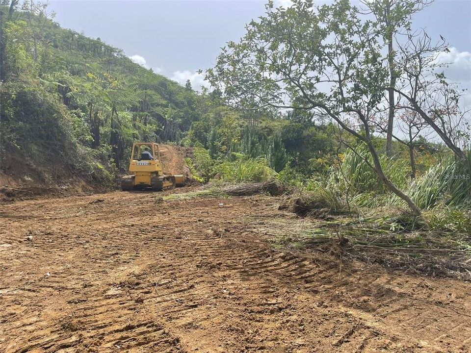 Vendido Recientemente: $59,000 (7.76 acres)