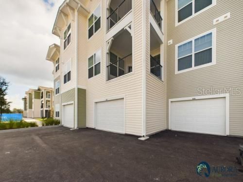 Recently Rented: $1,699 (1 beds, 1 baths, 809 Square Feet)