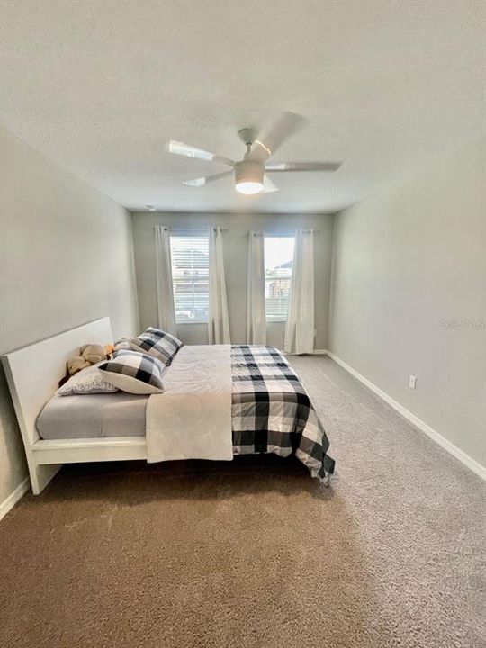 For Rent: $2,350 (3 beds, 2 baths, 1865 Square Feet)