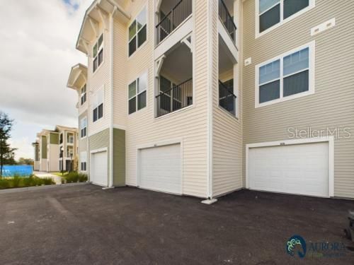 Active With Contract: $1,873 (1 beds, 1 baths, 809 Square Feet)