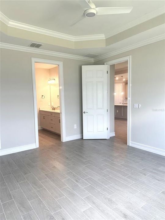 For Rent: $3,500 (3 beds, 2 baths, 2221 Square Feet)