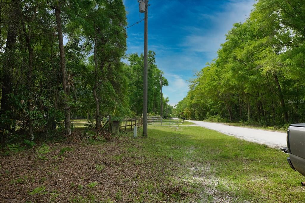 Recently Sold: $22,000 (0.92 acres)