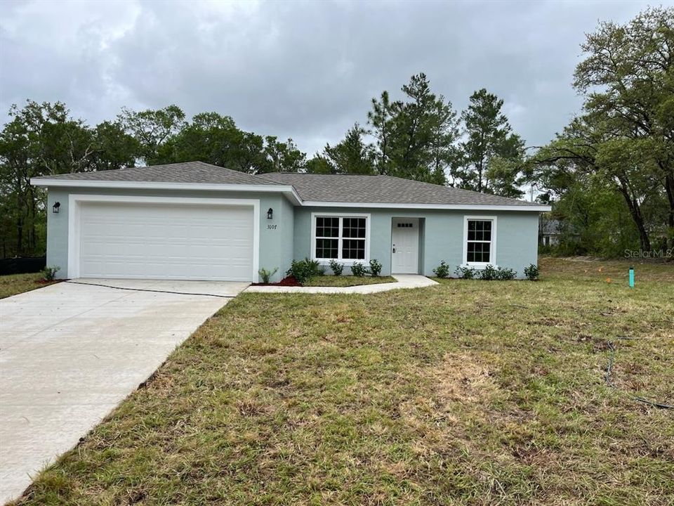 Recently Sold: $249,900 (3 beds, 2 baths, 1405 Square Feet)