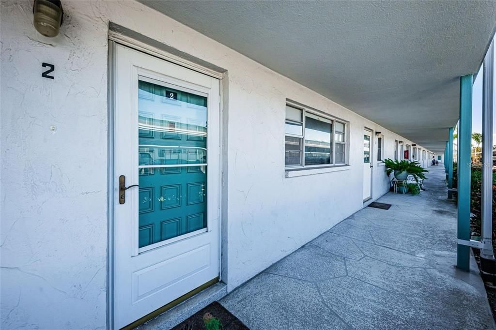 Active With Contract: $89,000 (1 beds, 1 baths, 765 Square Feet)