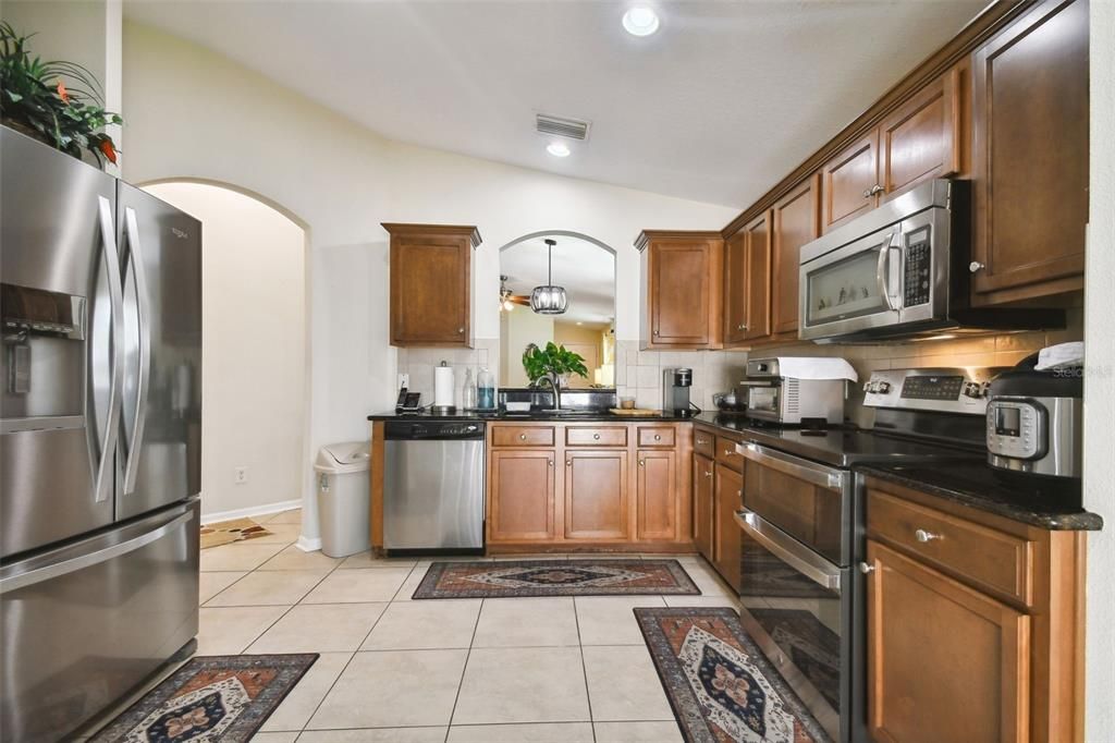Active With Contract: $375,000 (4 beds, 2 baths, 1479 Square Feet)