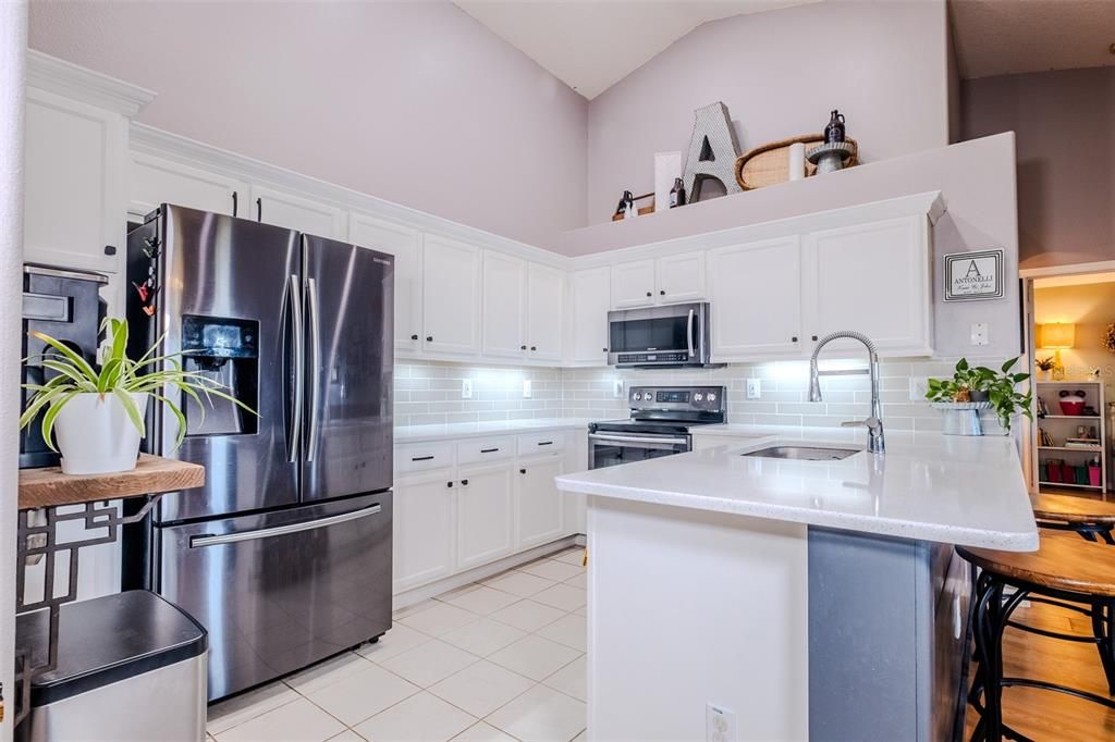 Active With Contract: $475,000 (4 beds, 2 baths, 2021 Square Feet)