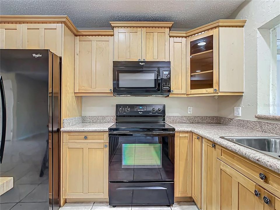 For Sale: $339,900 (3 beds, 2 baths, 1495 Square Feet)