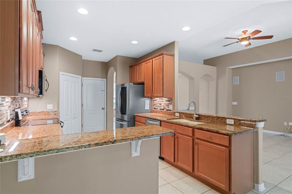 For Sale: $569,000 (3 beds, 2 baths, 2208 Square Feet)