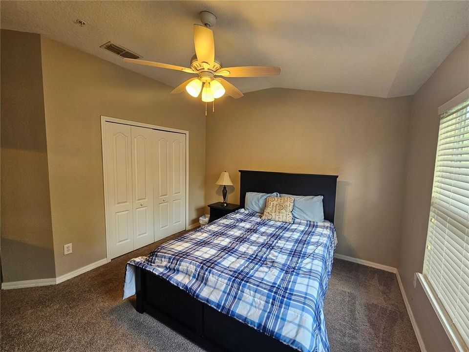 For Rent: $2,100 (3 beds, 2 baths, 1530 Square Feet)