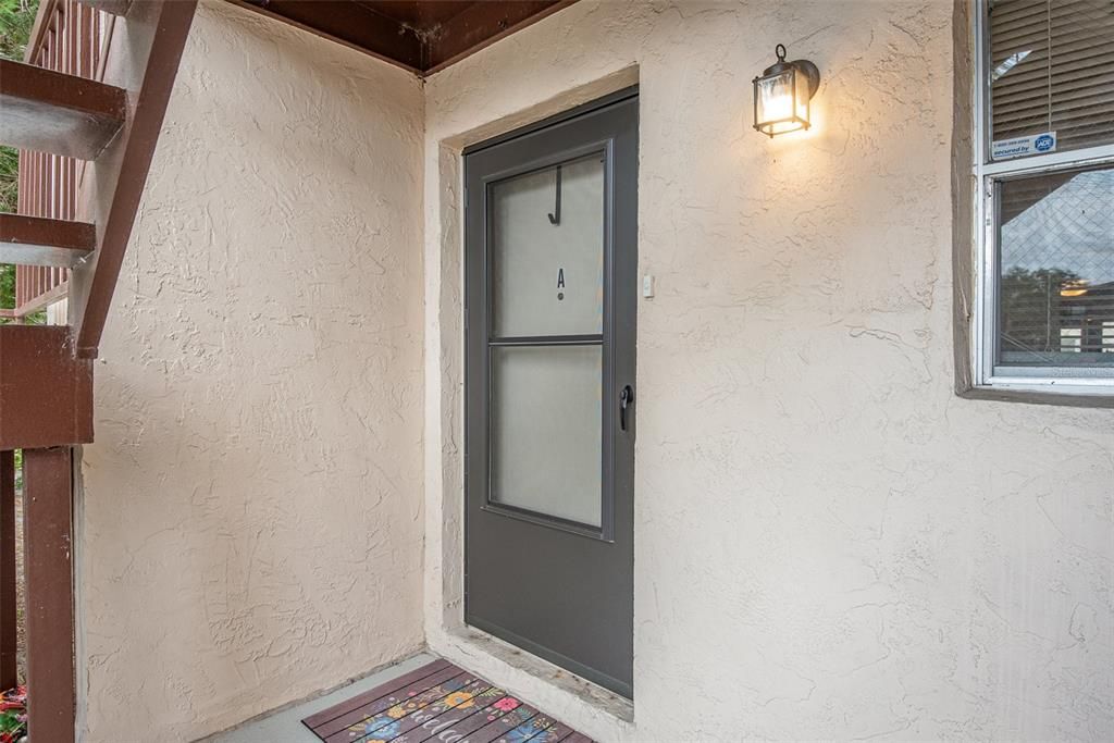 Active With Contract: $135,000 (1 beds, 1 baths, 741 Square Feet)