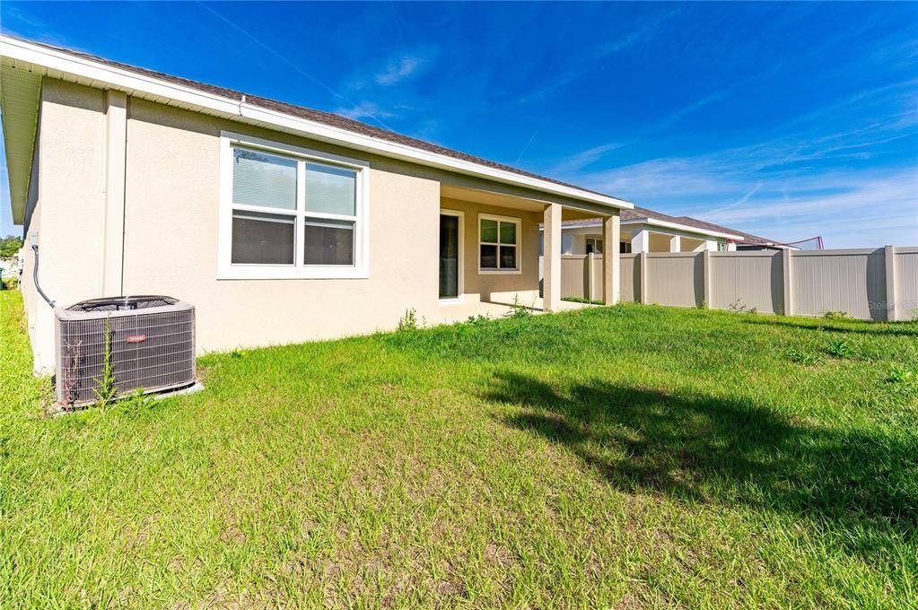 For Sale: $345,000 (4 beds, 2 baths, 2048 Square Feet)