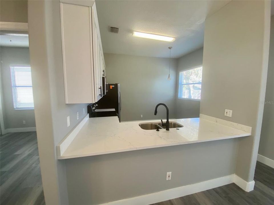 For Rent: $2,195 (3 beds, 2 baths, 1160 Square Feet)