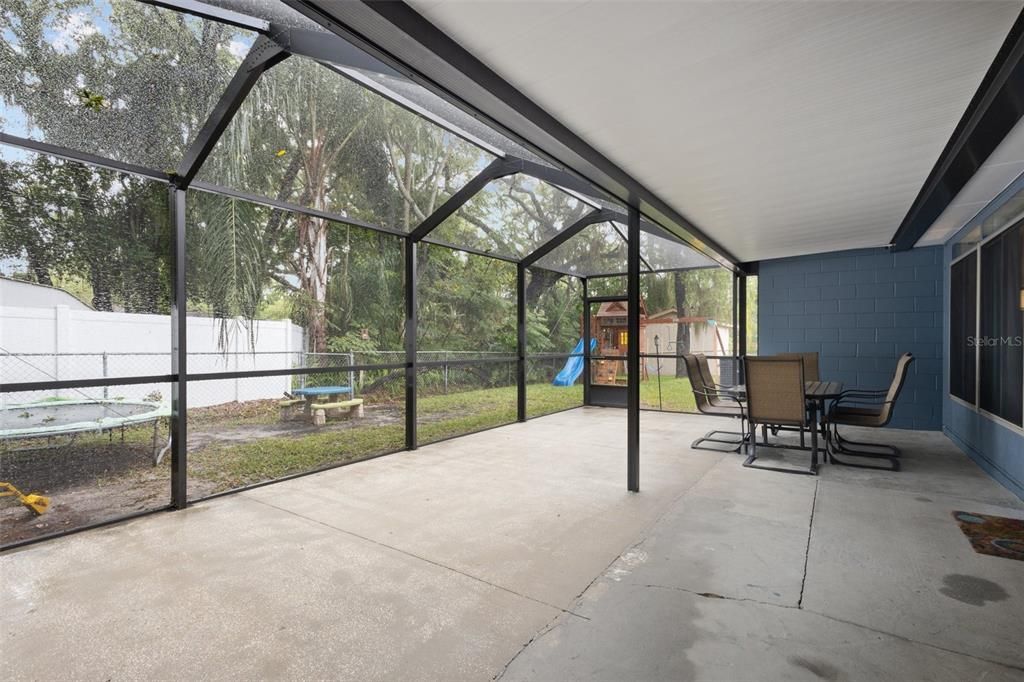 Active With Contract: $385,000 (3 beds, 2 baths, 2066 Square Feet)