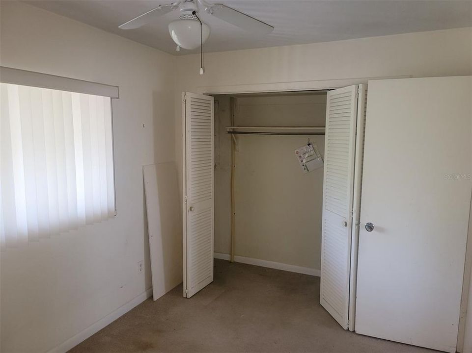 For Sale: $102,000 (2 beds, 1 baths, 792 Square Feet)